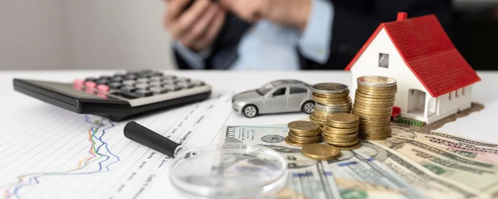 loans FD vs Real estate investment image