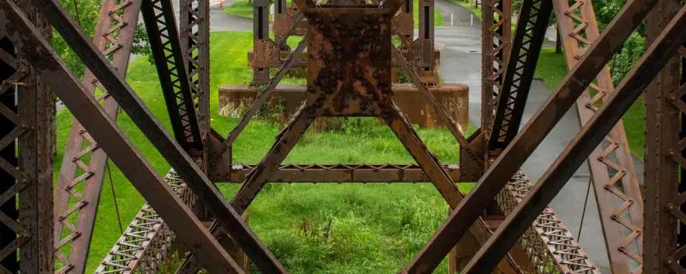 V Bracing in Buildings V Bracing in Buildings