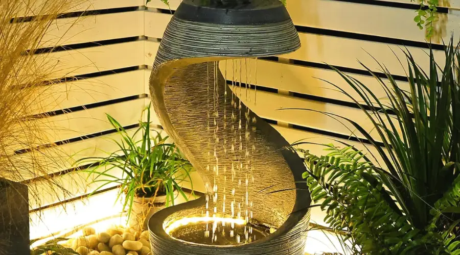 Items to Place in the Kubera Corner - Water Fountains and Aquariums